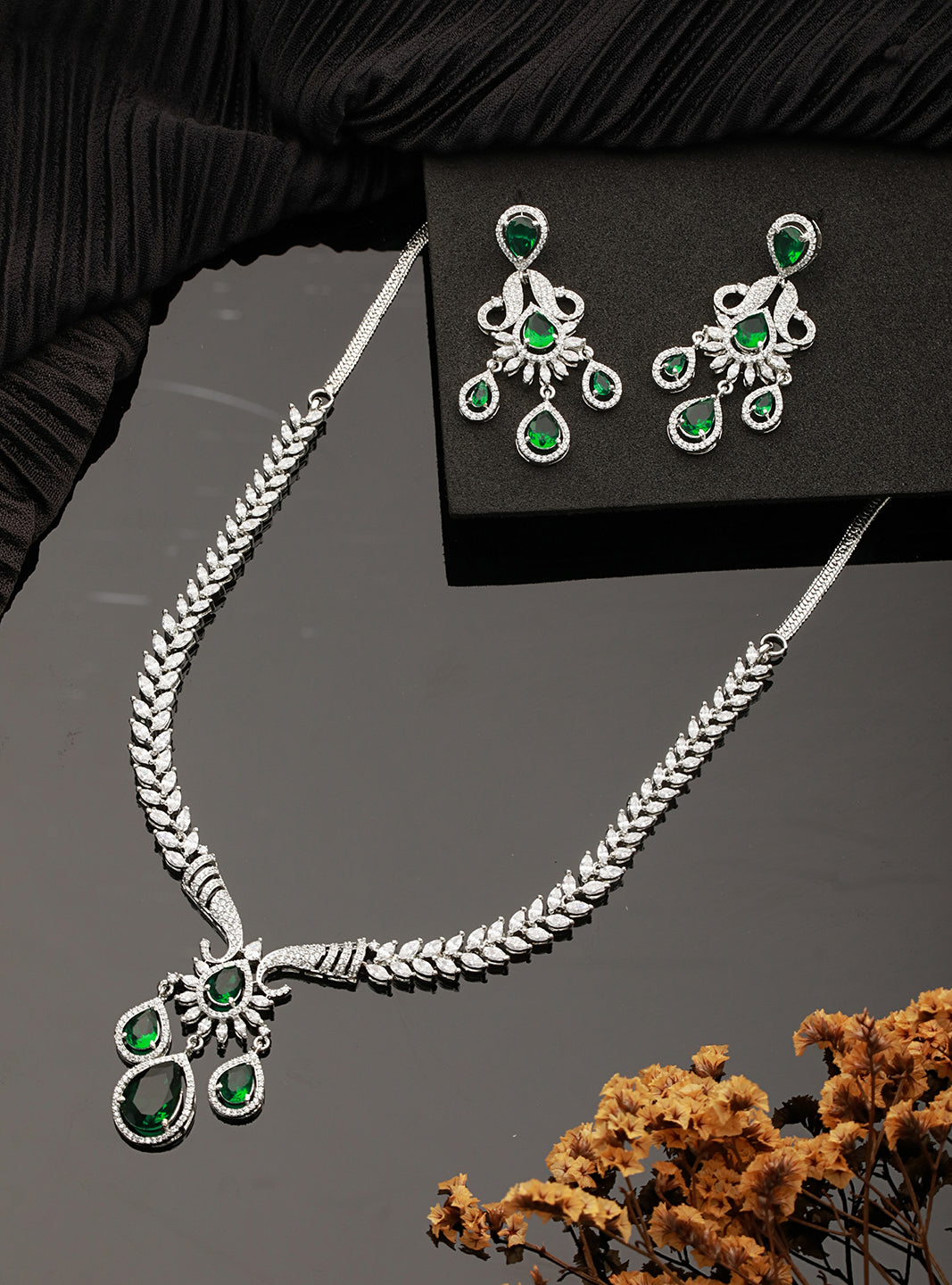 Silver Plated Emerald Green AD Studded Luxe Designer Floral  Pendant Jewellery Set